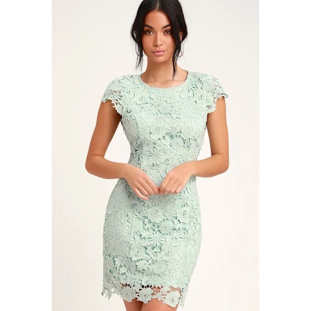 NWT Lulus Womens Romance Language Sage Green Backless Lace Dress Size M